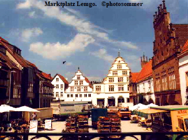 Marktplatz Lemgo.   photosommer