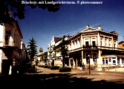 Bruchstr. mit Landgerichtsturm.  photosommer